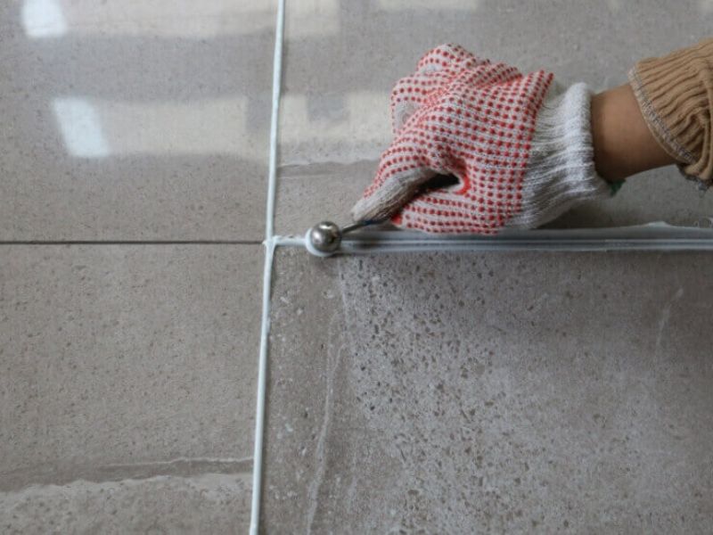 Sản phẩm chuyên dùng để trám các ron gạch, khe nứt,...